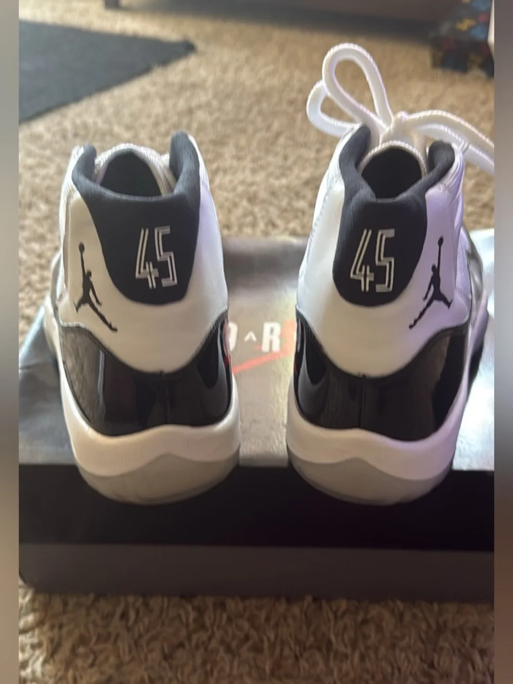 Nike Air Jordan 11 Retro Concords DS(2018)